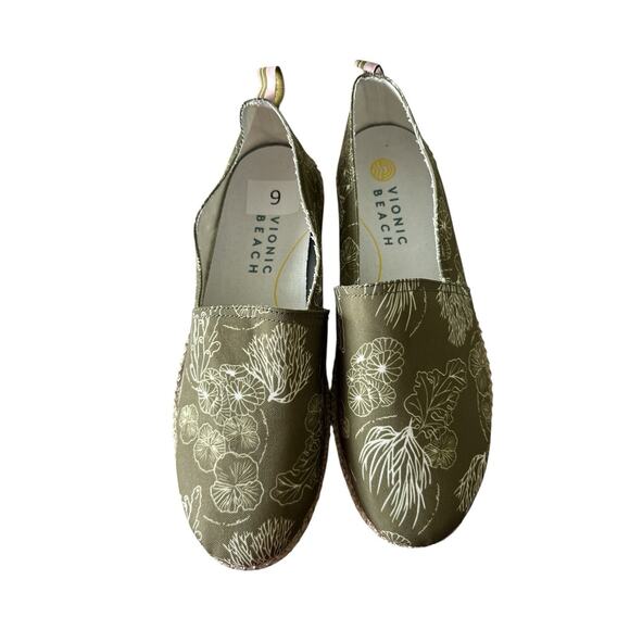 Vionic Beach X Proteus Laguna Coral Espadrilles Flats Loafer Size 9 Seaweed - Picture 1 of 6